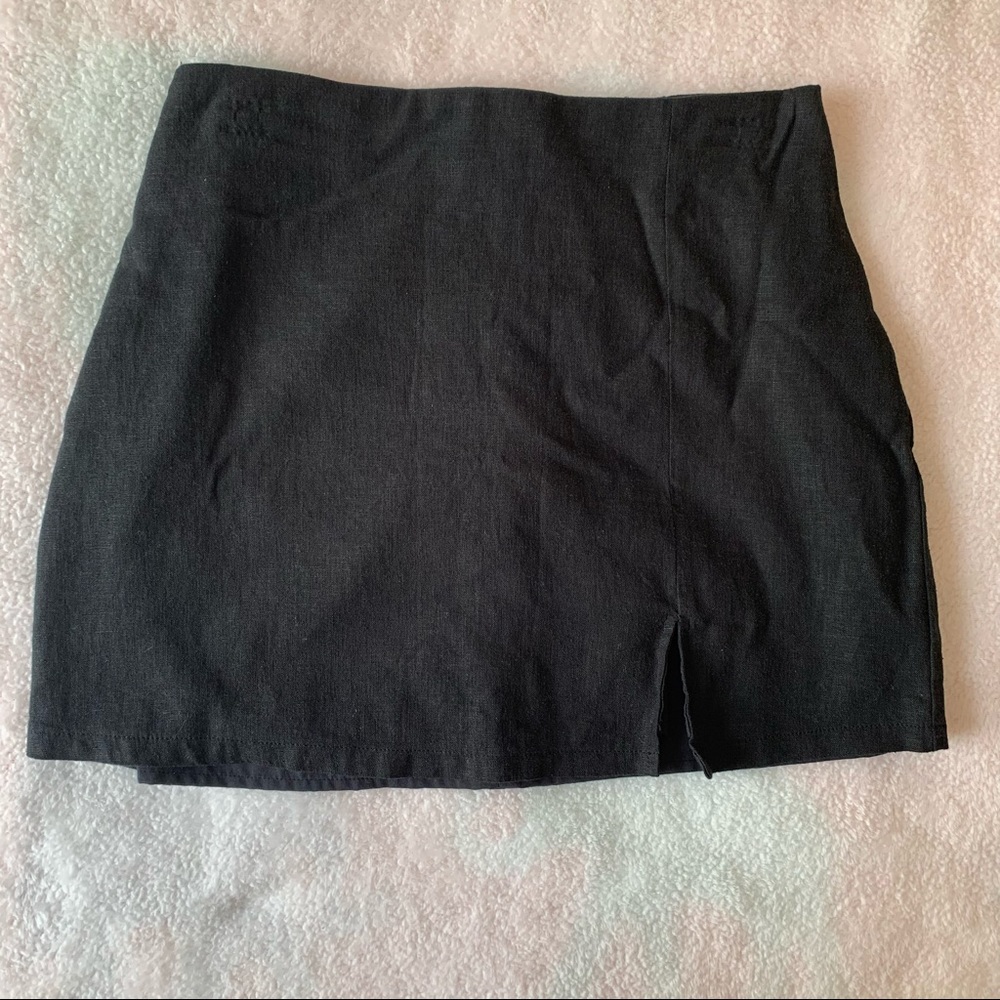 Black skirt